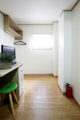 Aparthotel K-pop Residence Myeongdong 1