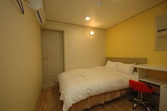 Dongdaemun Hwasin Hostel