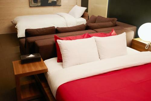 Tria Business & Boutique Hotel