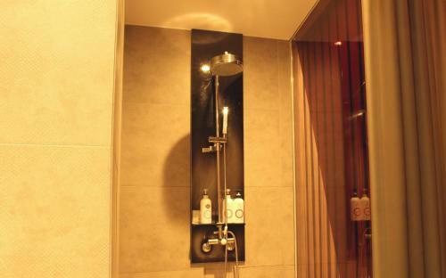 Tria Business & Boutique Hotel
