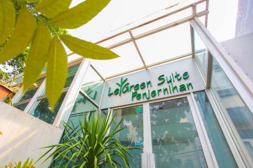 Hotel Legreen Suite Penjernihan