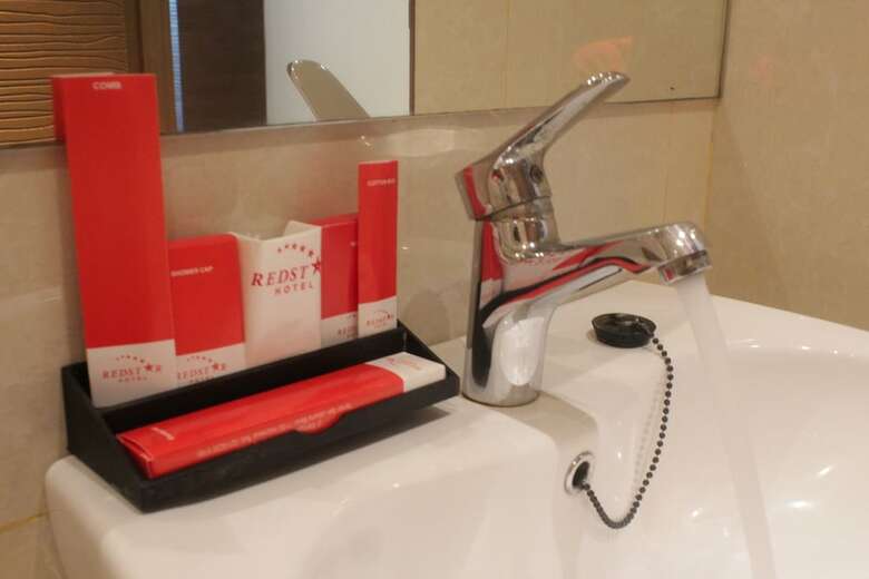 Redstar Hotel
