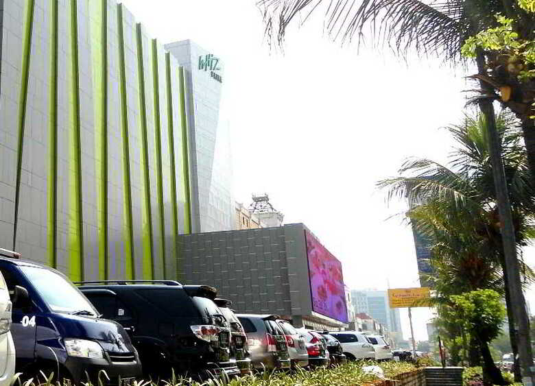 Hotel Whiz Prime Kelapa Gading