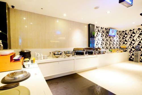 Hotel 88 Mangga Besar Raya 120