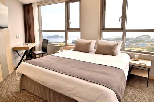 Hotel Ramada Encore East Seogwipo