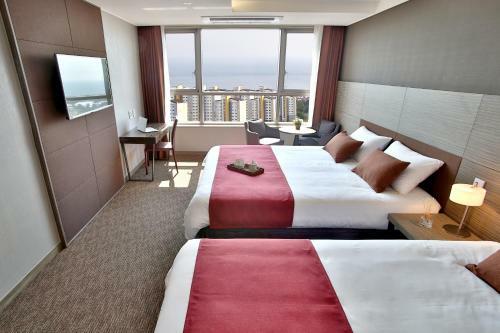 Hotel Ramada Encore East Seogwipo