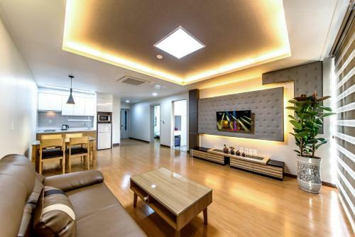 Hotel Sanbangsanae Resort