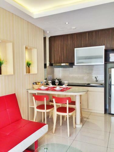 Ravarine Suite Apartment