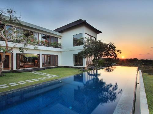 Awanti Villa