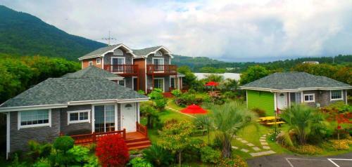 Jubilee Chalet