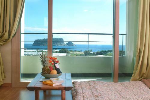 Jeju Bada Wi Olle Pension