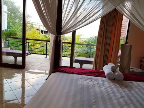 Villa Aviya
