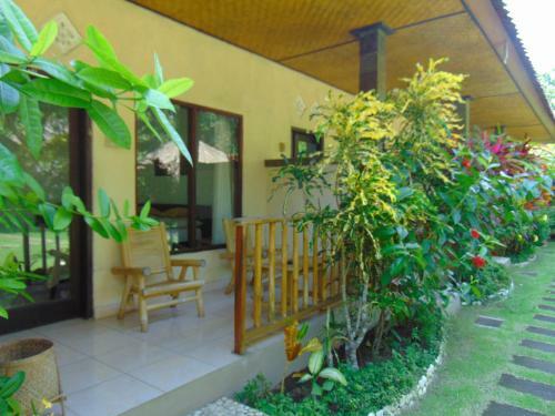 Balangan Cottages