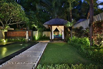 Bali Baliku Beach Front Luxury Private Pool Villas