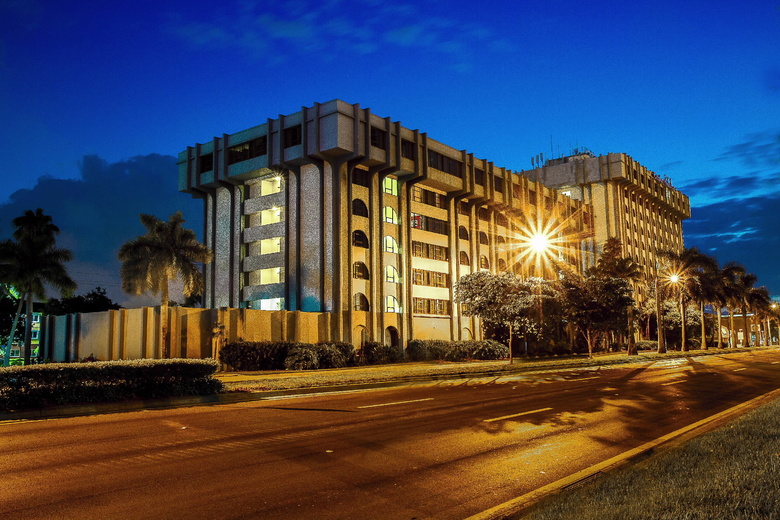 Hotel Clarion Inn & Suites Miami Airport