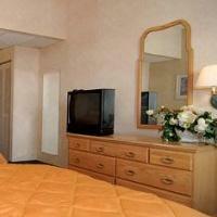 Hotel Clarion Inn & Suites Miami Airport