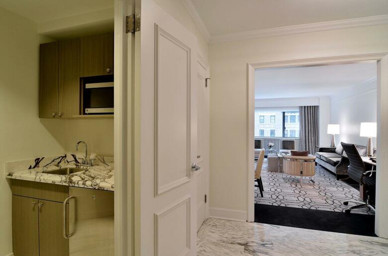 Hotel Loews Regency