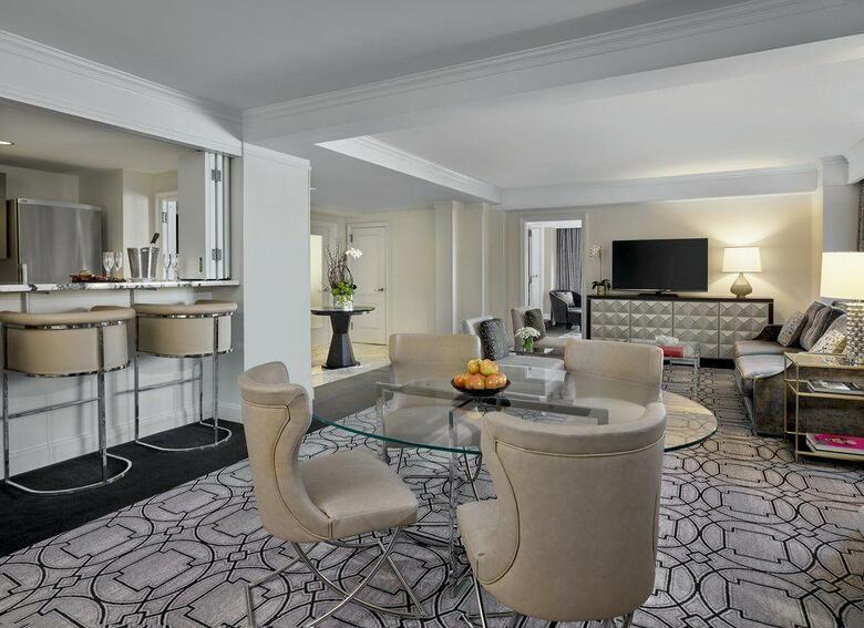Hotel Loews Regency