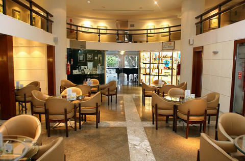 Hotel Loews Regency