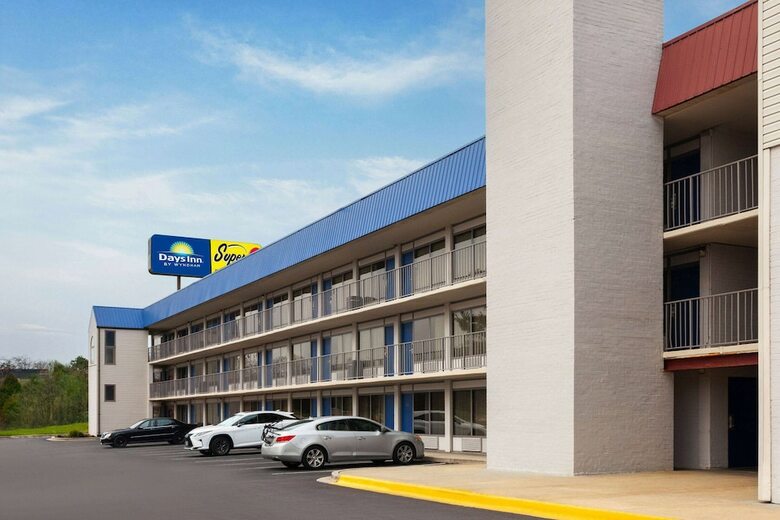 Hotel Quality Inn - West