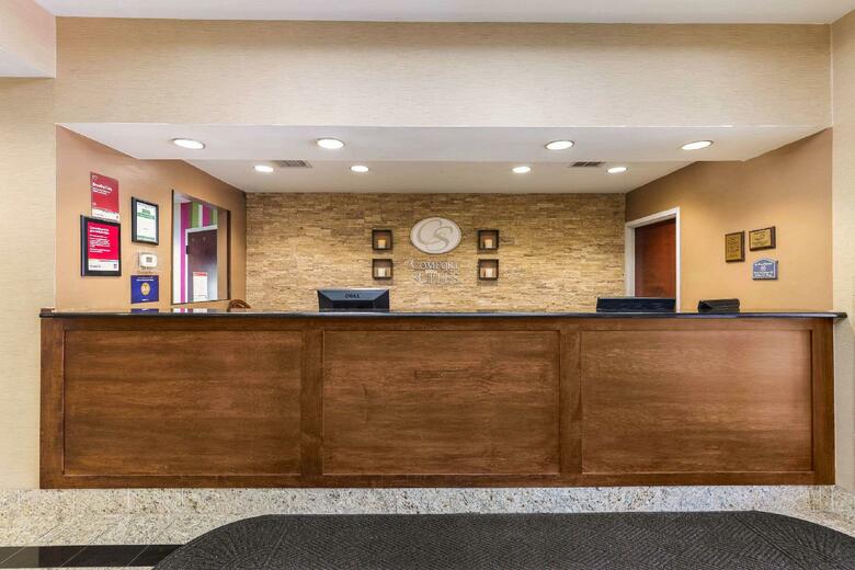 Hotel Comfort Suites Columbia Gateway