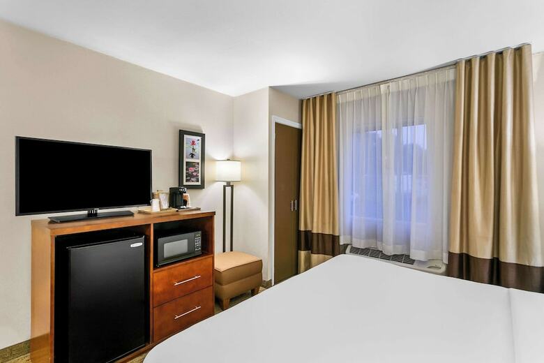 Hotel Comfort Inn Red Horse