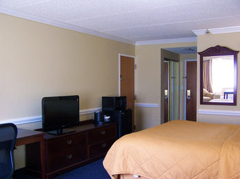 Hotel Clarion Inn Conference Center