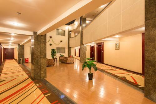 Kaiserdom Hotel Changsha Railway Station