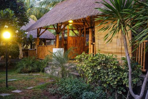 Hotel Segara Anak Bungalows And Restaurant