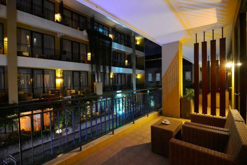 100 Sunset Hotel Managed By Eagle Eyes