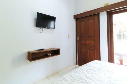 Hostal Puri Jayaraja Guest House