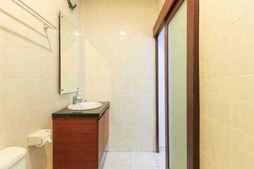 Hostal Puri Jayaraja Guest House