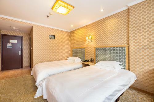 Yiwu Europe's Jia Hotel