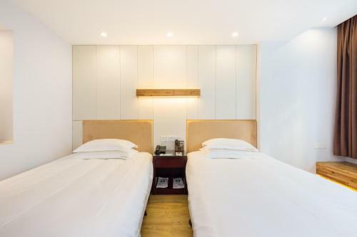 Yiwu Europe's Jia Hotel