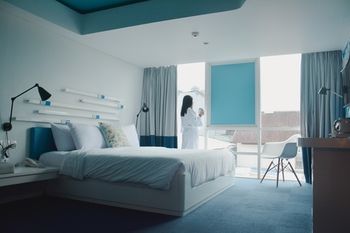 Berry Glee Hotel