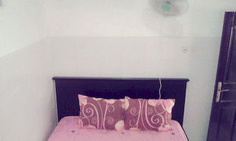 Bed & Breakfast Swandewi Homestay