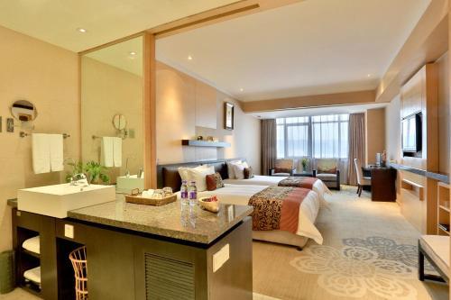 Yiwu Bali Plaza Hotel