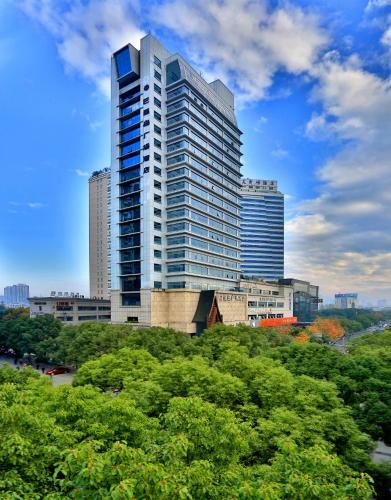 Yiwu Bali Plaza Hotel