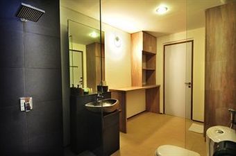 D'lima Hotel & Villas