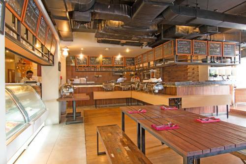 Hotel Zen Rooms Kuta Sunset Road