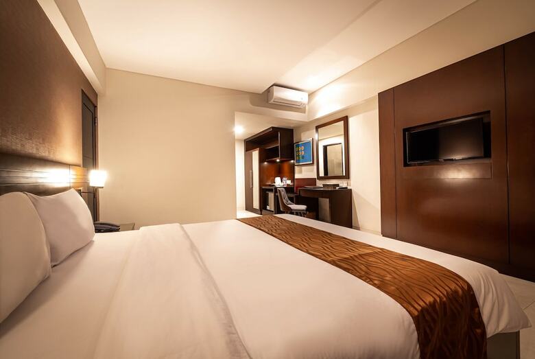 Hotel Yulia Beach Inn Kuta