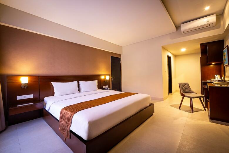 Hotel Yulia Beach Inn Kuta