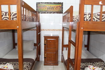 Hostal Gong Corner Guest House 2