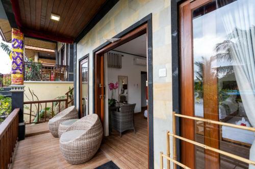 Breeze Villa