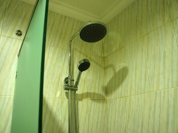 Hostal Rena Segara House