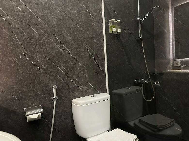 J Boutique Hotel