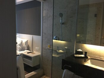 Hotel H Sovereign Bali