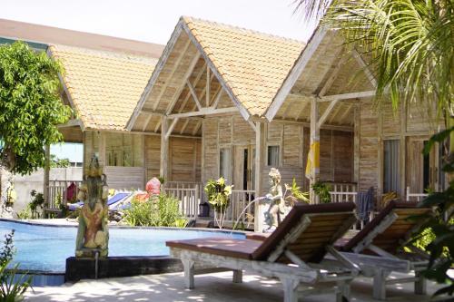Hostal Coconut Village Guest House