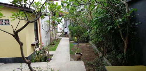 Hostal Segara Beach Inn