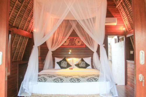 Harta Lembongan Villas